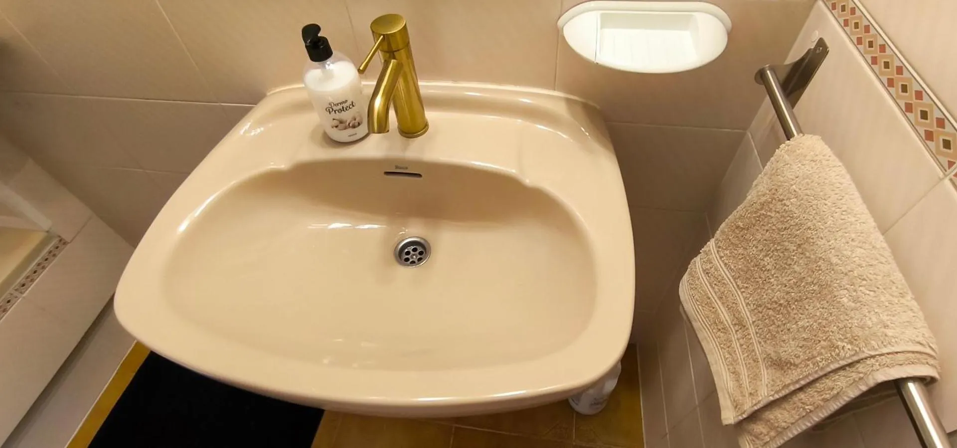 Apartmán Spacieux Appartement Rose Front Mer Et Piscine Roses
