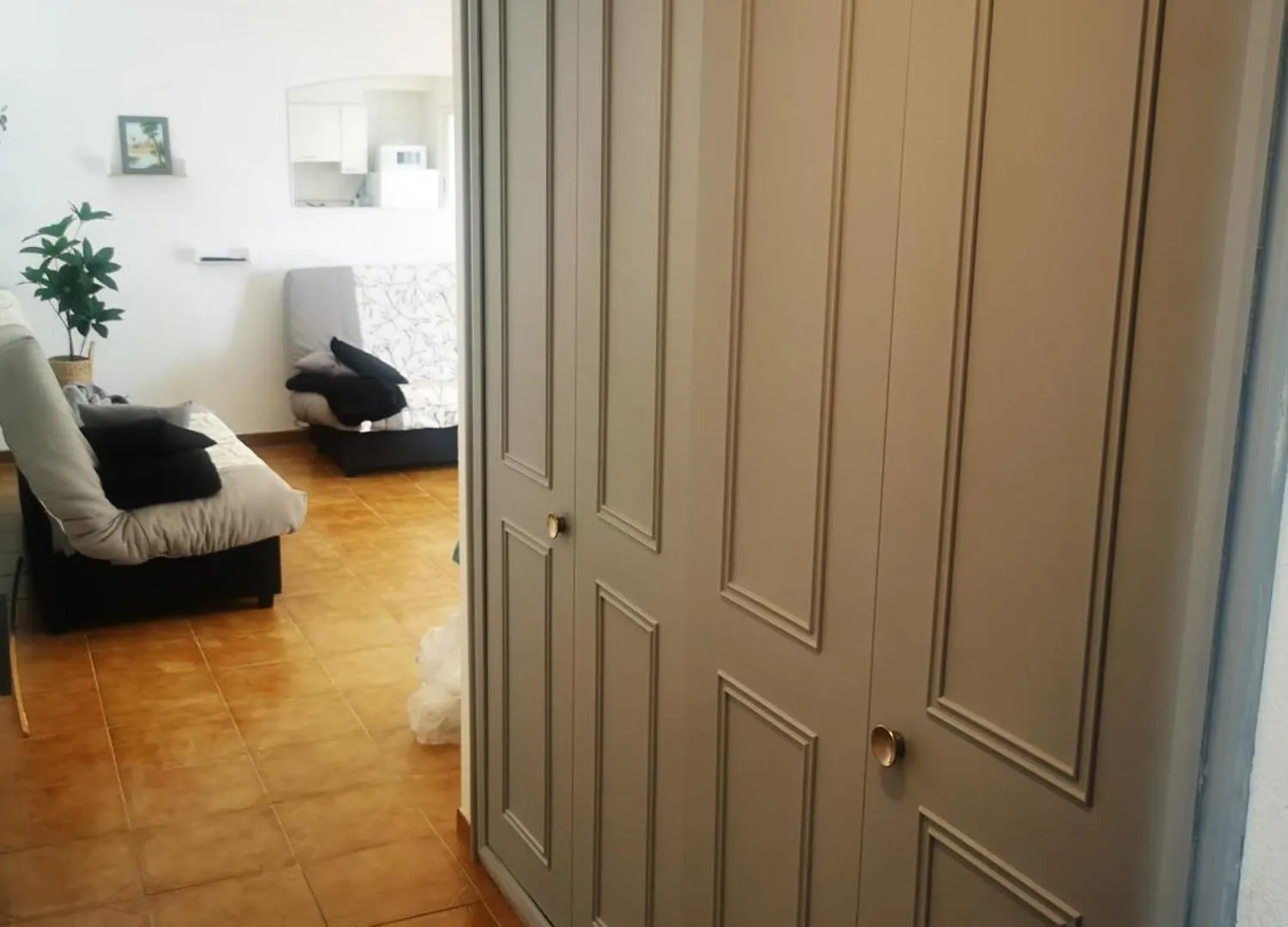 Apartment Spacieux Appartement Rose Front Mer Et Piscine Roses