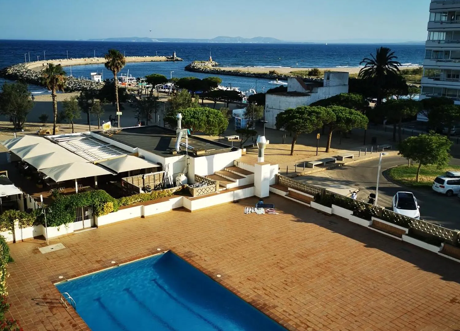 Spacieux Appartement Rose Front Mer Et Piscine Roses 0*,  Spain
